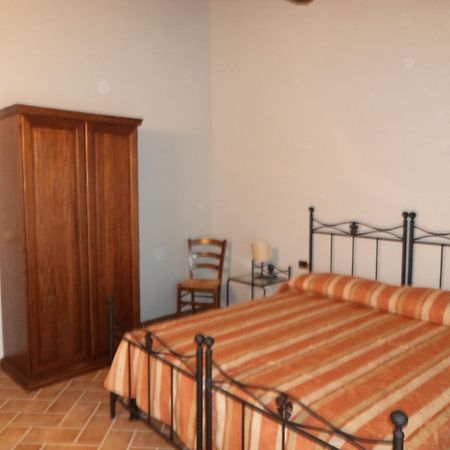 Agriturismo Collodi Guest House Montalcino Ngoại thất bức ảnh